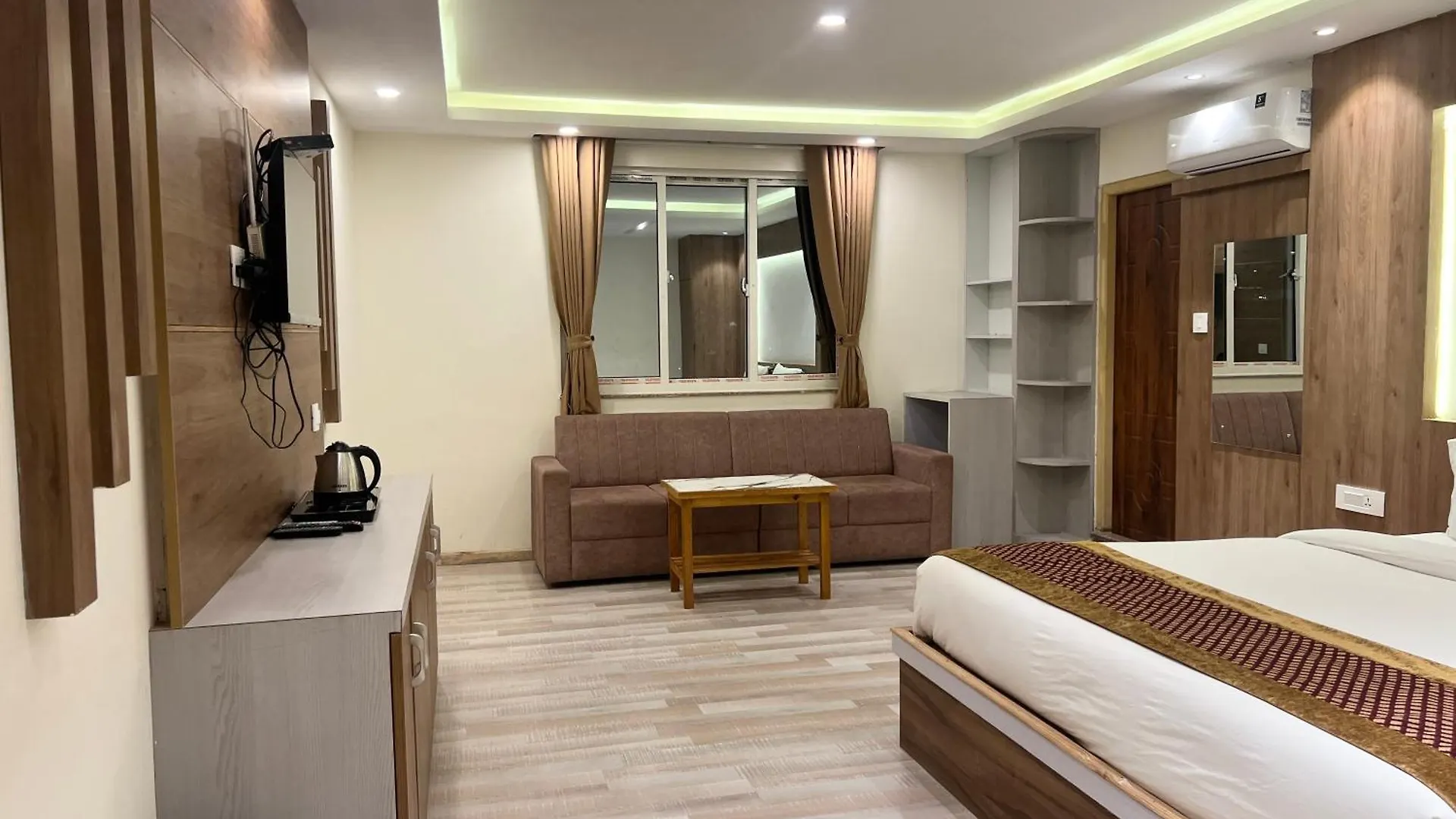 Hotel Nirakar Katmandu 3*,  Nepal